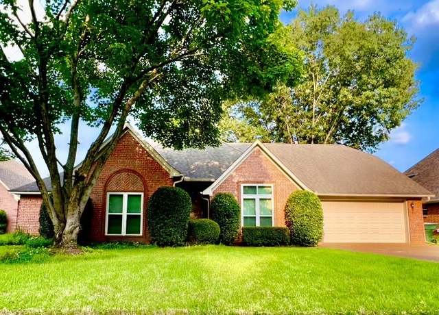 Property at 954 Wildbird Cv, Collierville, TN 38017, 4 beds, 2 baths
