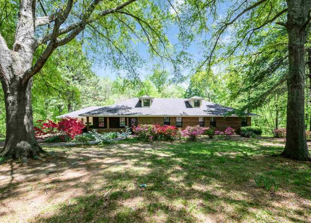 Property at 5956 Boskey Dr, Millington, TN 38053, 3 beds, 3.5 baths