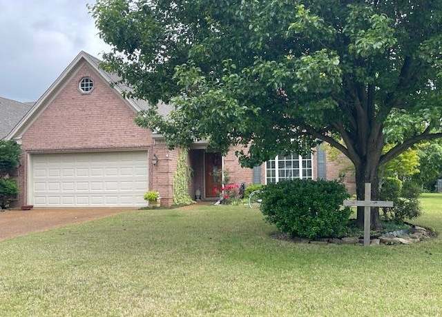 Property at 95 Pinehurst Dr, Oakland, TN 38060, 3 beds, 2 baths