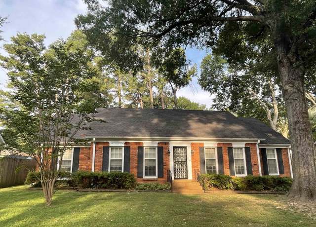 Property at 379 Mcelroy Rd, Memphis, TN 38120, 4 beds, 3 baths