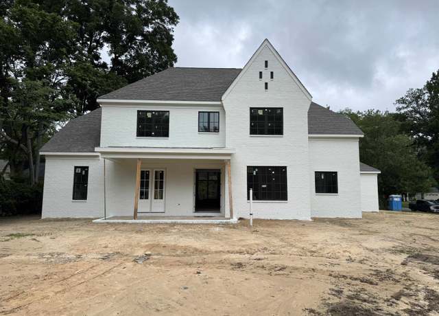 Property at 4903 Greenway Ave, Memphis, TN 38117, 4 beds, 4.5 baths