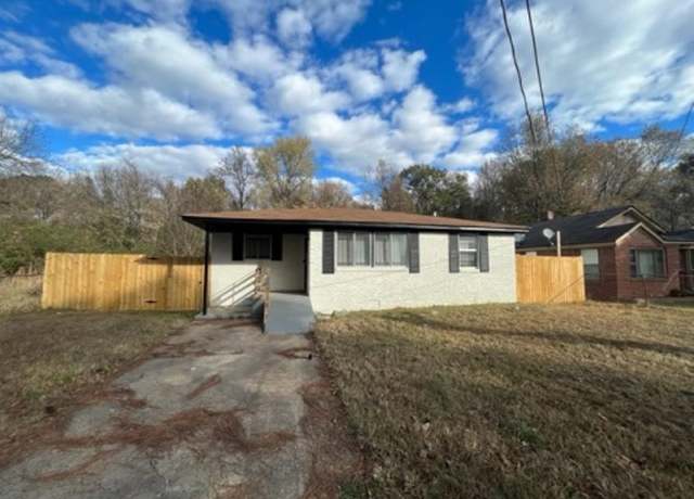 Property at 858 Eyers Ave, Memphis, TN 38109, 3 beds, 2 baths