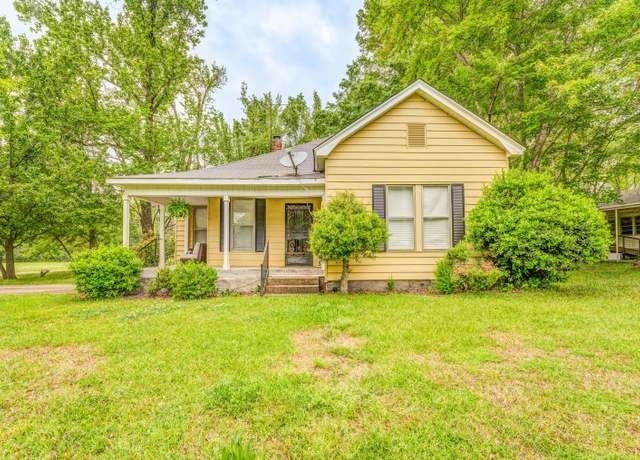 Property at 20 Crossett St, Moscow, TN 38057, 3 beds, 2 baths