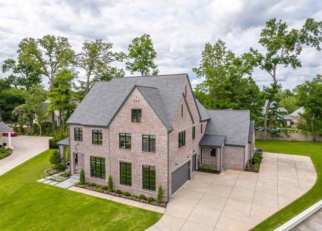 Property at 3016 Chapel Woods Cv, Germantown, TN 38139, 5 beds, 6 baths