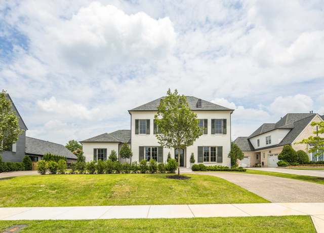 Property at 3116 Chapel Woods Cv, Germantown, TN 38139, 5 beds, 5.5 baths