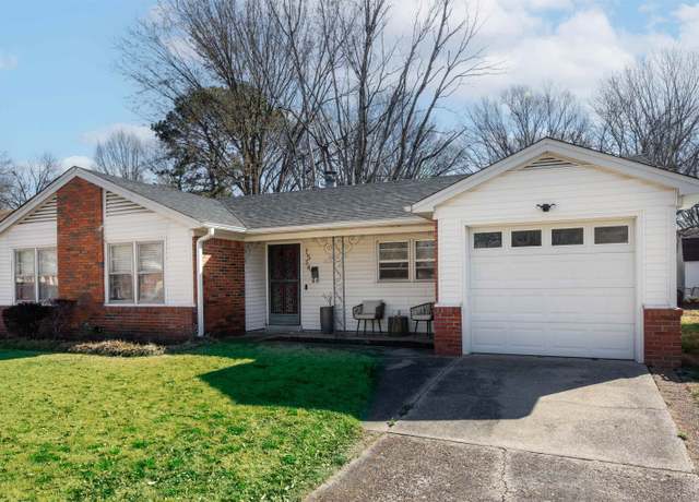 Property at 1534 Ivy Rd, Memphis, TN 38117, 3 beds, 2 baths