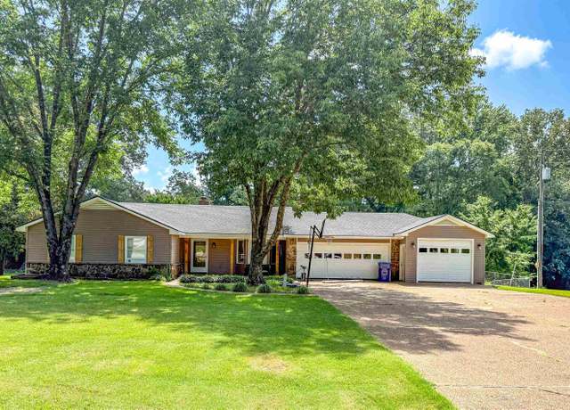 Property at 285 Woodbridge Rd, Somerville, TN 38068, 3 beds, 2 baths