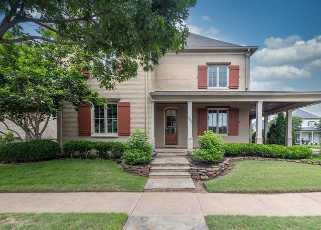 Property at 306 Schilling Blvd, Collierville, TN 38017, 5 beds, 3.5 baths