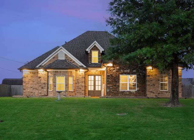 Property at 162 Harper St, Atoka, TN 38004, 4 beds, 2.5 baths