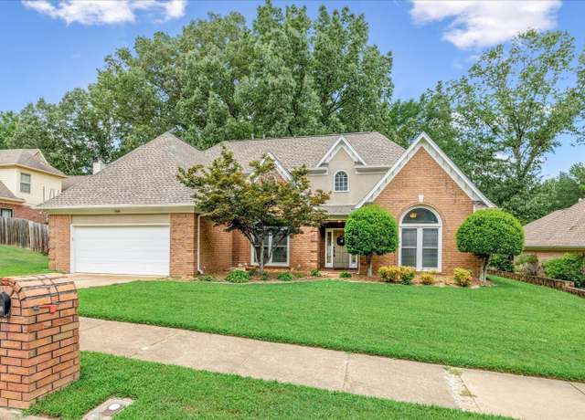 Property at 700 Belle Watley Ln, Collierville, TN 38017, 5 beds, 3 baths