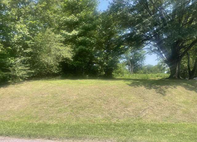 Property at 946 Floyd Ave, Memphis, TN 38127