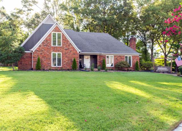 Property at 3365 Amroth Cv, Collierville, TN 38017, 4 beds, 3 baths
