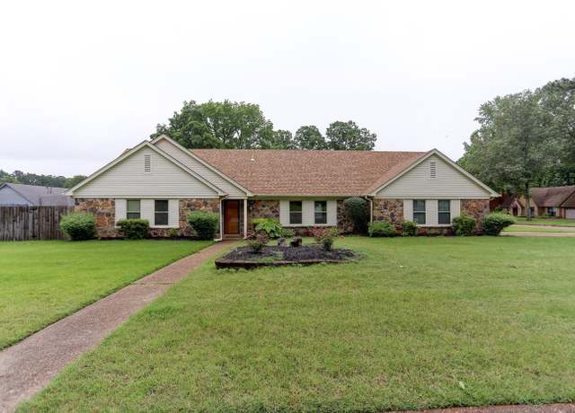 Property at 2368 Brachton Dr, Germantown, TN 38139, 4 beds, 3 baths