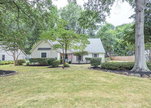 Property at 2487 Brachton Ave, Germantown, TN 38139, 4 beds, 3 baths