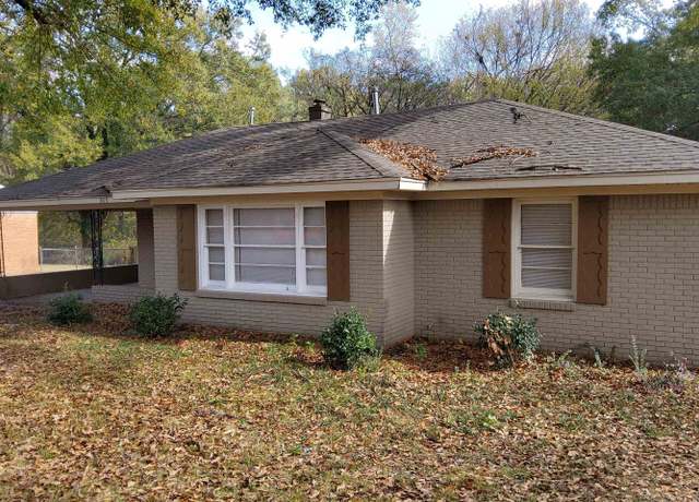 Property at 3110 Aden St, Memphis, TN 38127, 3 beds, 1 bath