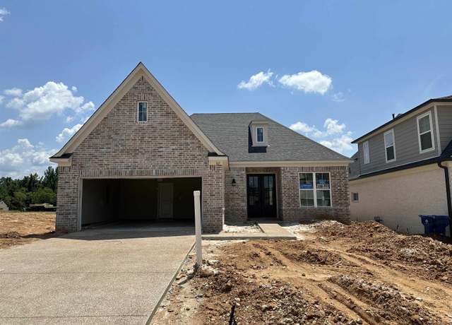 Property at 365 Green Willow Dr, Oakland, TN 38060, 3 beds, 2 baths