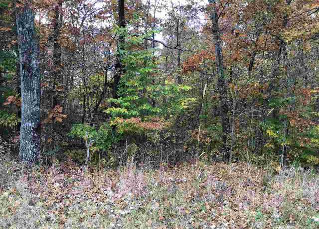 Property at 4 Country Woods Dr, Selmer, TN 38375