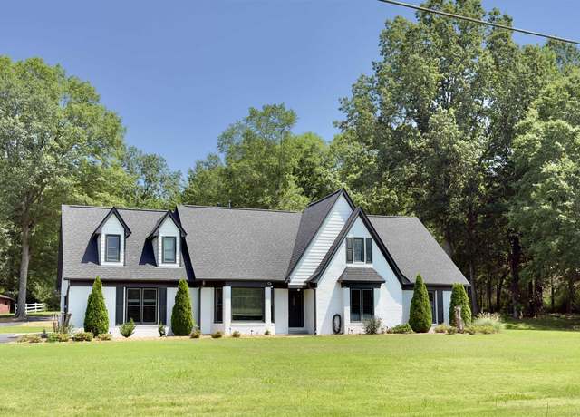 Property at 12380 Fox Lair Dr, Collierville, TN 38017, 4 beds, 3.5 baths