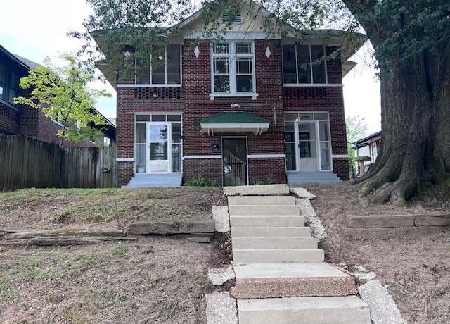 Property at 162 Clark Pl #4, Memphis, TN 38104, 8 beds