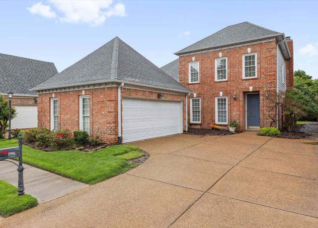 Property at 1996 Almadale Ln, Collierville, TN 38139, 3 beds, 2.5 baths
