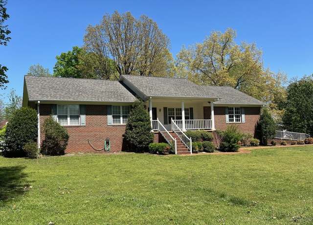 Property at 260 Poplar St, Savannah, TN 38372, 3 beds, 2 baths