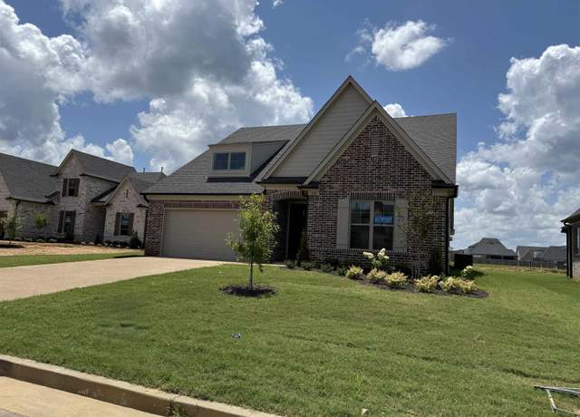 Property at 330 Chesnut Ridge Cv, Oakland, TN 38060, 3 beds, 2 baths