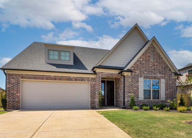 Property at 330 Chesnut Ridge Cv, Oakland, TN 38060, 3 beds, 2 baths
