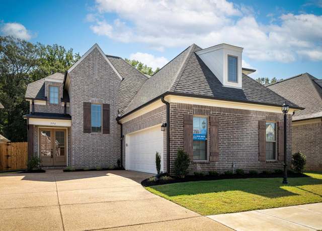 Property at 596 Holden Dr, Cordova, TN 38018, 4 beds, 2.5 baths