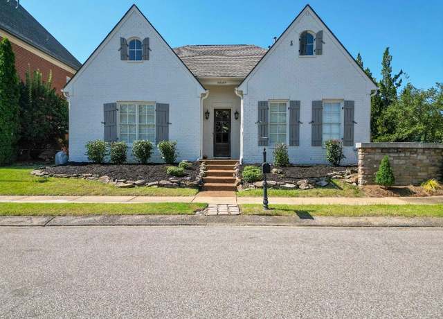 Property at 10169 Gravetye Pl, Collierville, TN 38017, 5 beds, 3 baths