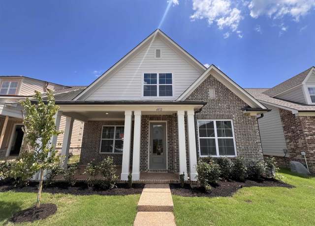 Property at 4832 Lyla Ln, Collierville, TN 38017, 3 beds, 2.5 baths