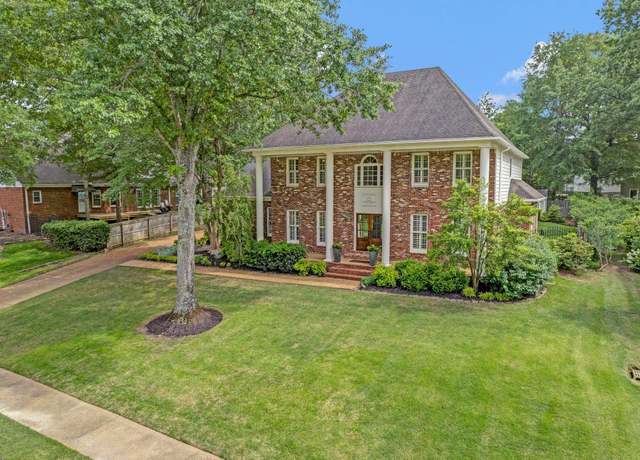 Property at 245 N Revell Pointe Dr N, Collierville, TN 38017, 4 beds, 2.5 baths
