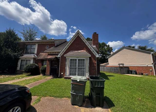 Property at 2995 Huntington Trail Dr, Memphis, TN 38115, 3 beds, 2.5 baths