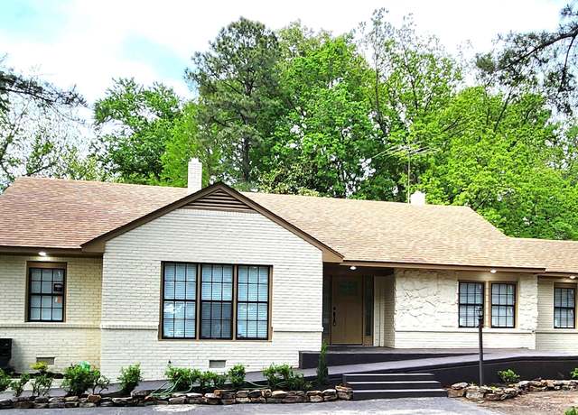 Property at 1584 S Parkway Blvd, Memphis, TN 38106, 4 beds, 3 baths