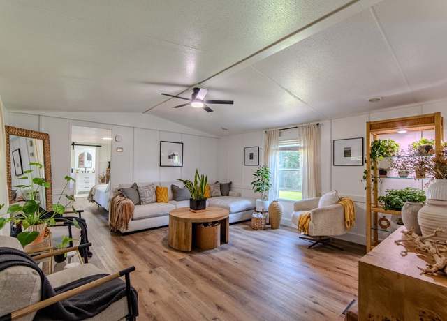 Property at 3959 Gilchrist Stantonville Rd, Stantonville, TN 38379-5014, 3 beds, 2 baths