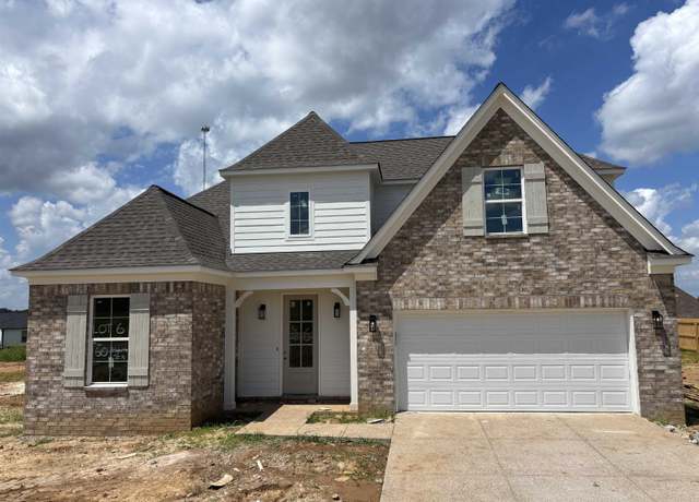 Property at 60 N Hughetta St N, Oakland, TN 38060, 4 beds, 2.5 baths
