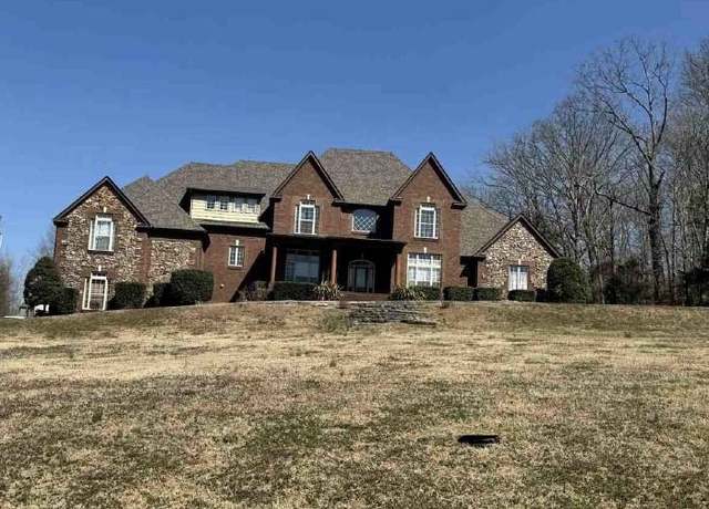 Property at 560 Needmore Rd, Other, TN 37138, 5 beds, 5 baths