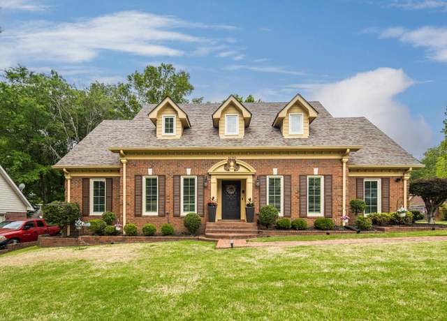 Property at 3099 Mon Cheri Ln, Memphis, TN 38119, 5 beds, 3.5 baths
