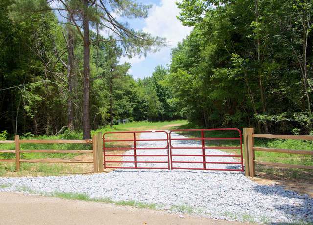 Property at 621 Smith Rd, Grand Junction, TN 38039