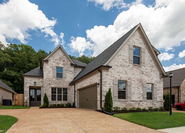 Property at 584 Holden Dr, Cordova, TN 38018, 4 beds, 2.5 baths