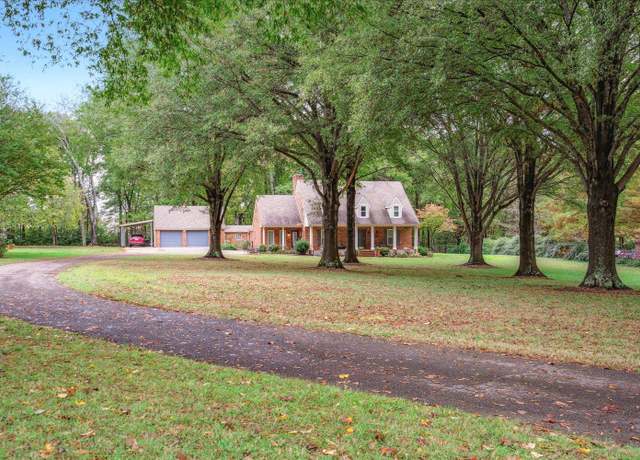 Property at 8450 Thor Rd, Memphis, TN 38018, 4 beds, 3.5 baths