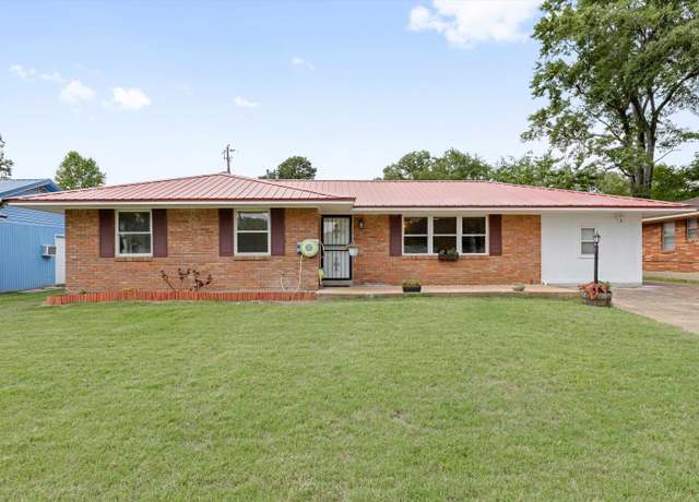 Property at 5122 Rolling Fields Dr, Memphis, TN 38134, 3 beds, 1.5 baths
