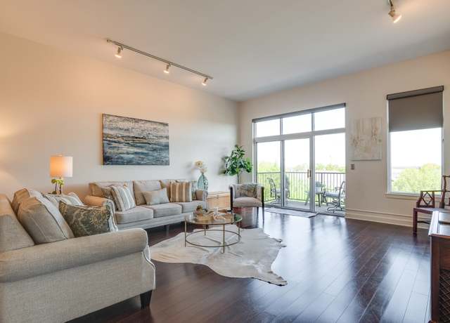 Property at 648 Riverside Dr S #414, Memphis, TN 38103, 1 bed, 1 bath