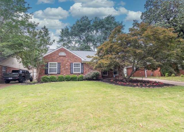 Property at 1585 Sterling Dr, Memphis, TN 38119, 3 beds, 2 baths
