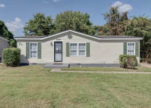 Property at 2956 Lake Park Dr, Memphis, TN 38127, 3 beds, 2 baths