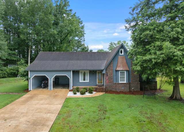 Property at 1001 Primrose Cv, Corinth, MS 38834, 3 beds, 2 baths