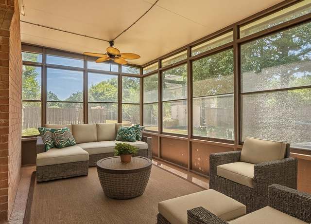 Property at 461 Fernleigh Cv, Collierville, TN 38017, 4 beds, 3.5 baths