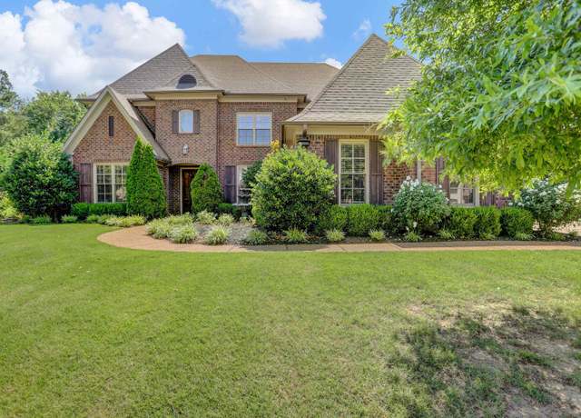 Property at 3930 S Potter Woods Cv, Lakeland, TN 38002, 6 beds, 4 baths