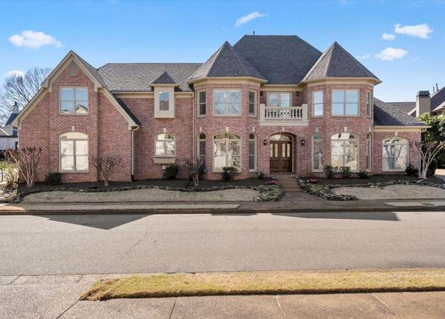 Property at 10262 Old Course Cv, Collierville, TN 38017, 4 beds, 4.5 baths