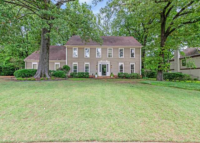 Property at 8422 Poplar Pike, Germantown, TN 38138, 4 beds, 3.5 baths