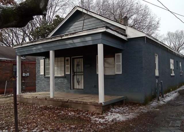 Property at 1617 Maplewood Ave, Memphis, TN 38108, 4 beds, 1 bath